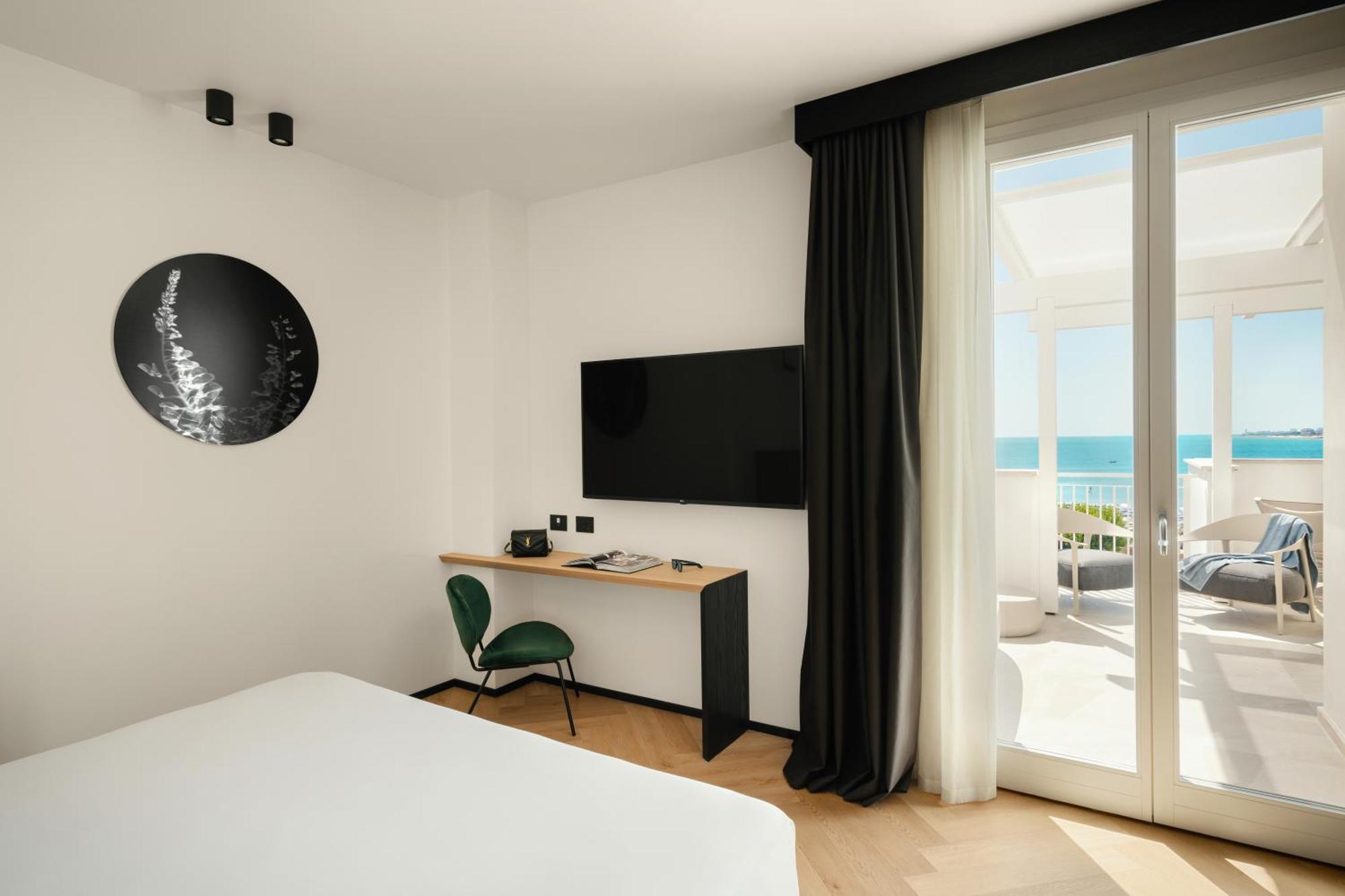 View Place & Spa Numana Luaran gambar